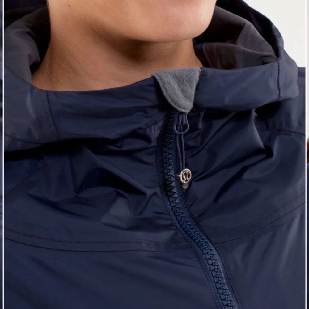 Lululemon - women’s navy No rain No Gain jacket hooded full zip up raincoat SZ 4